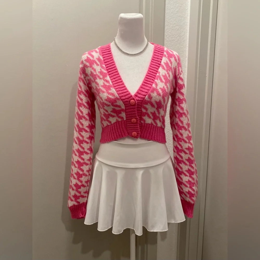 NastyGal Got Knit Right Barbiecore Pink & White Houndstooth Cropped Cardigan - S - Picture 7 of 17